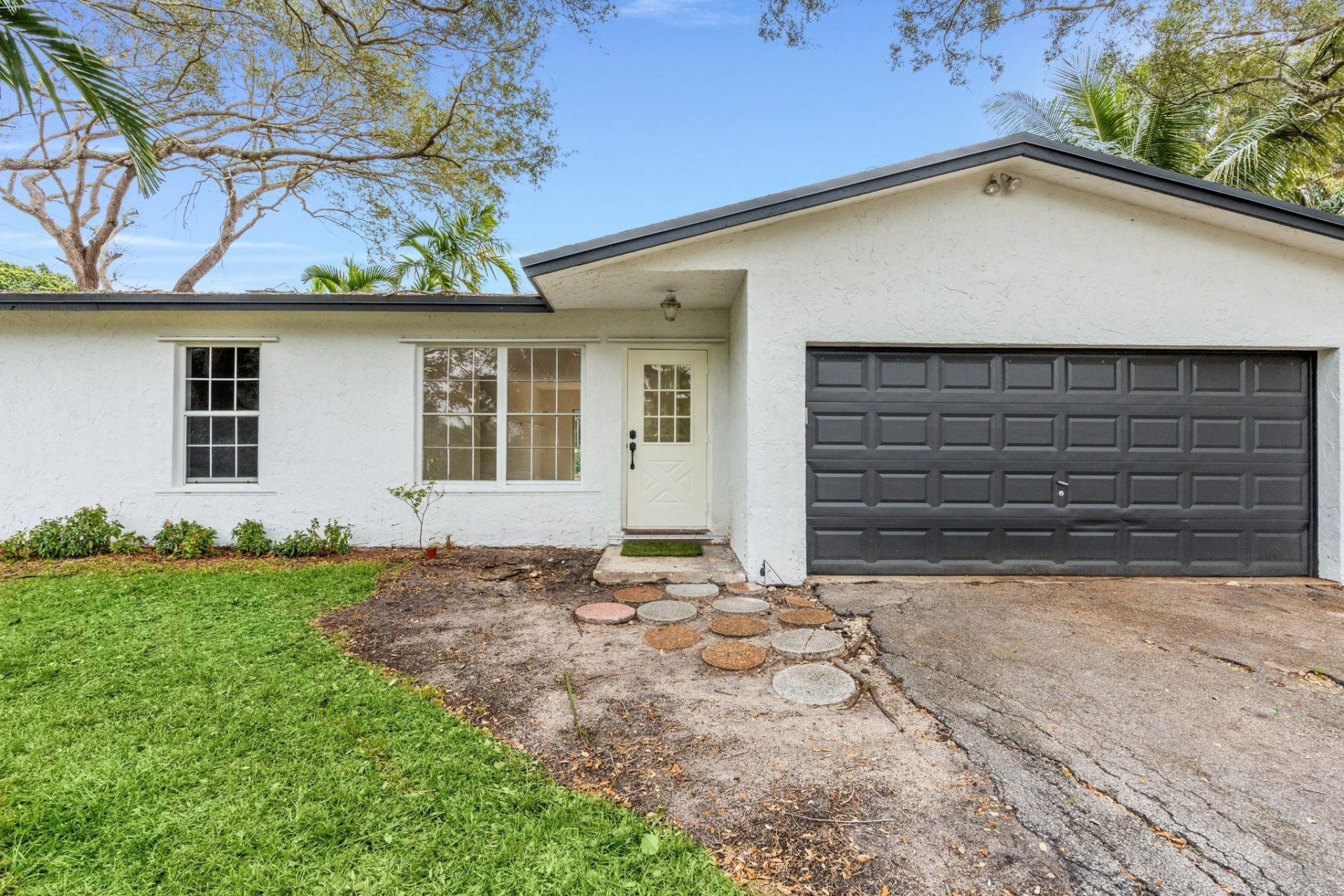 4700 SW 199th Avenue, Southwest Ranches, FL 33332 Photo