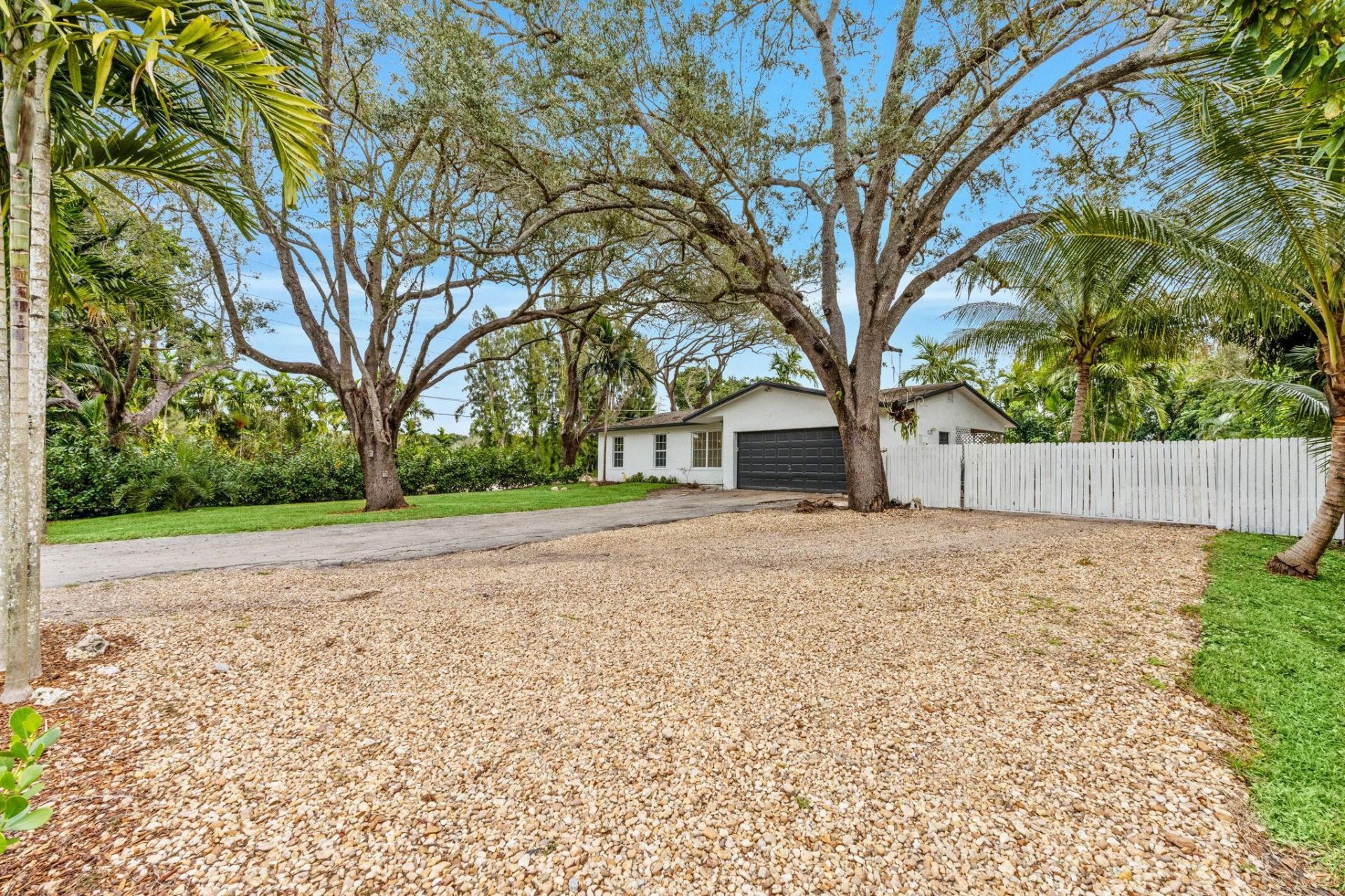 4700 SW 199th Avenue, Southwest Ranches, FL 33332 Photo