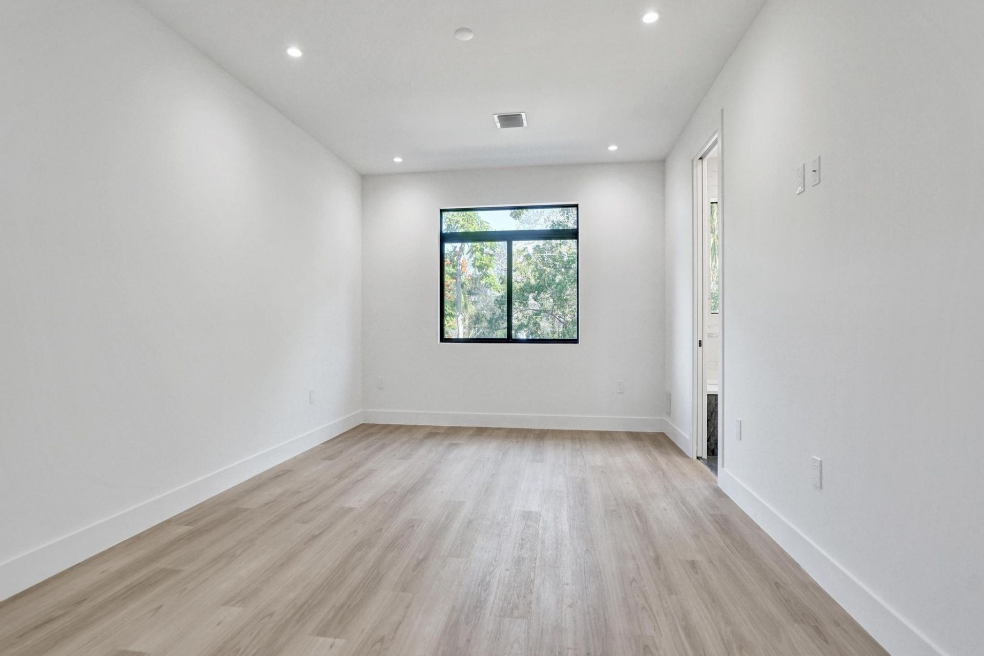 604 SW 7th Avenue, Fort Lauderdale, FL 33315 Photo