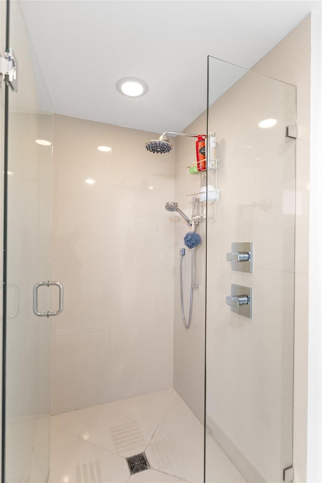 600 NE 27th Street, Unit 2301, Miami, FL 33137 Photo