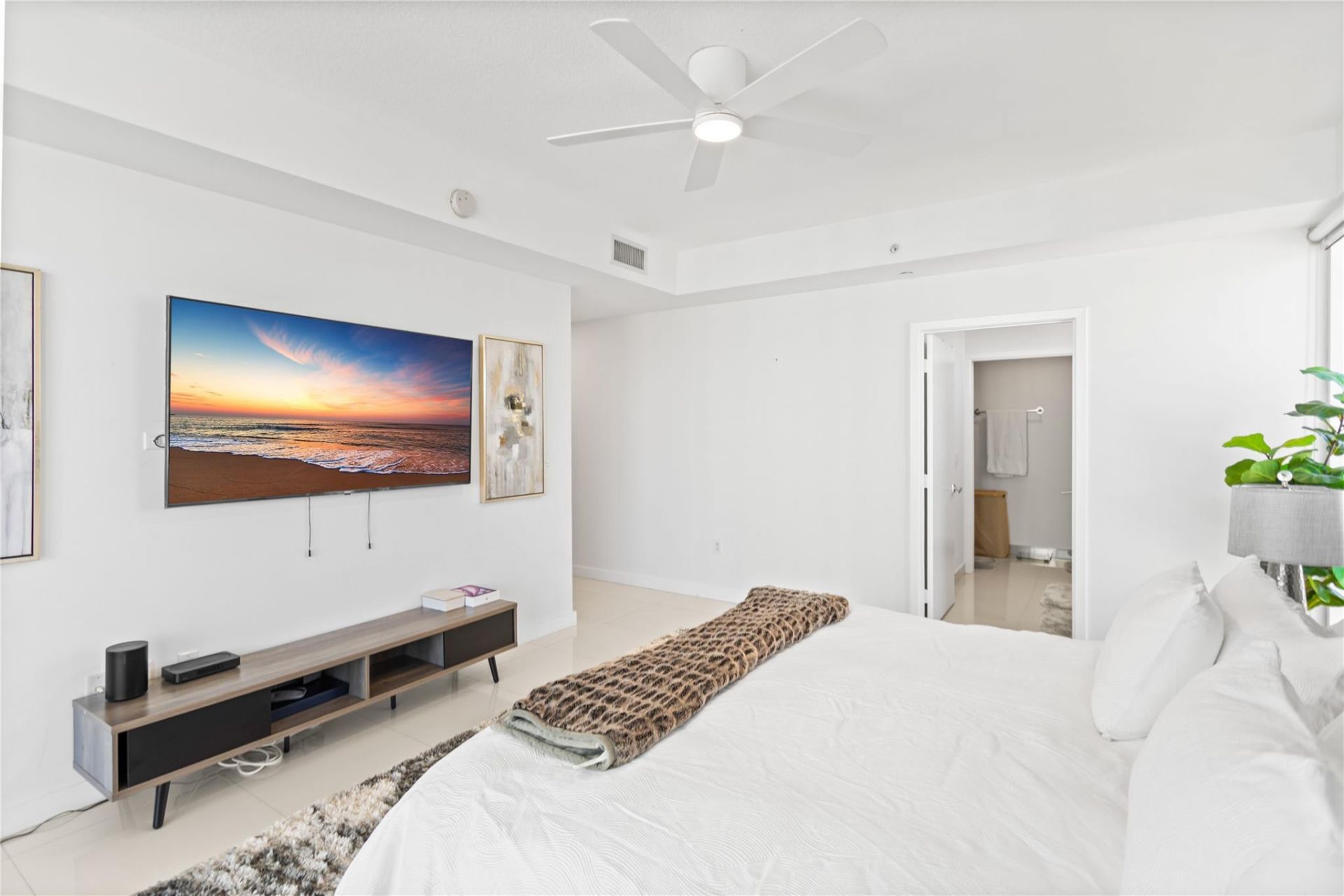 600 NE 27th Street, Unit 2301, Miami, FL 33137 Photo