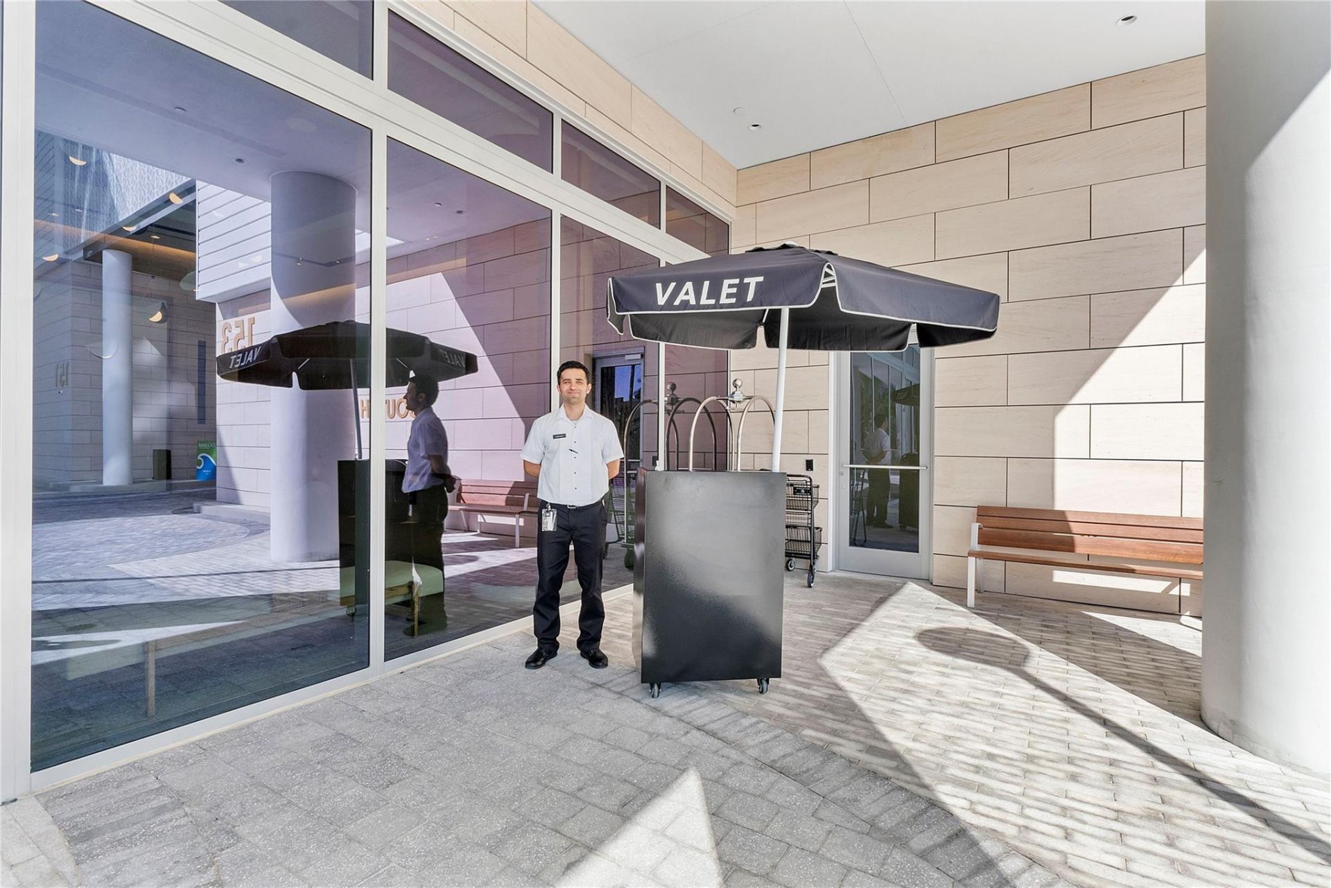 153 N Seabreeze, Unit 1803-S, Fort Lauderdale, FL 33304 Photo