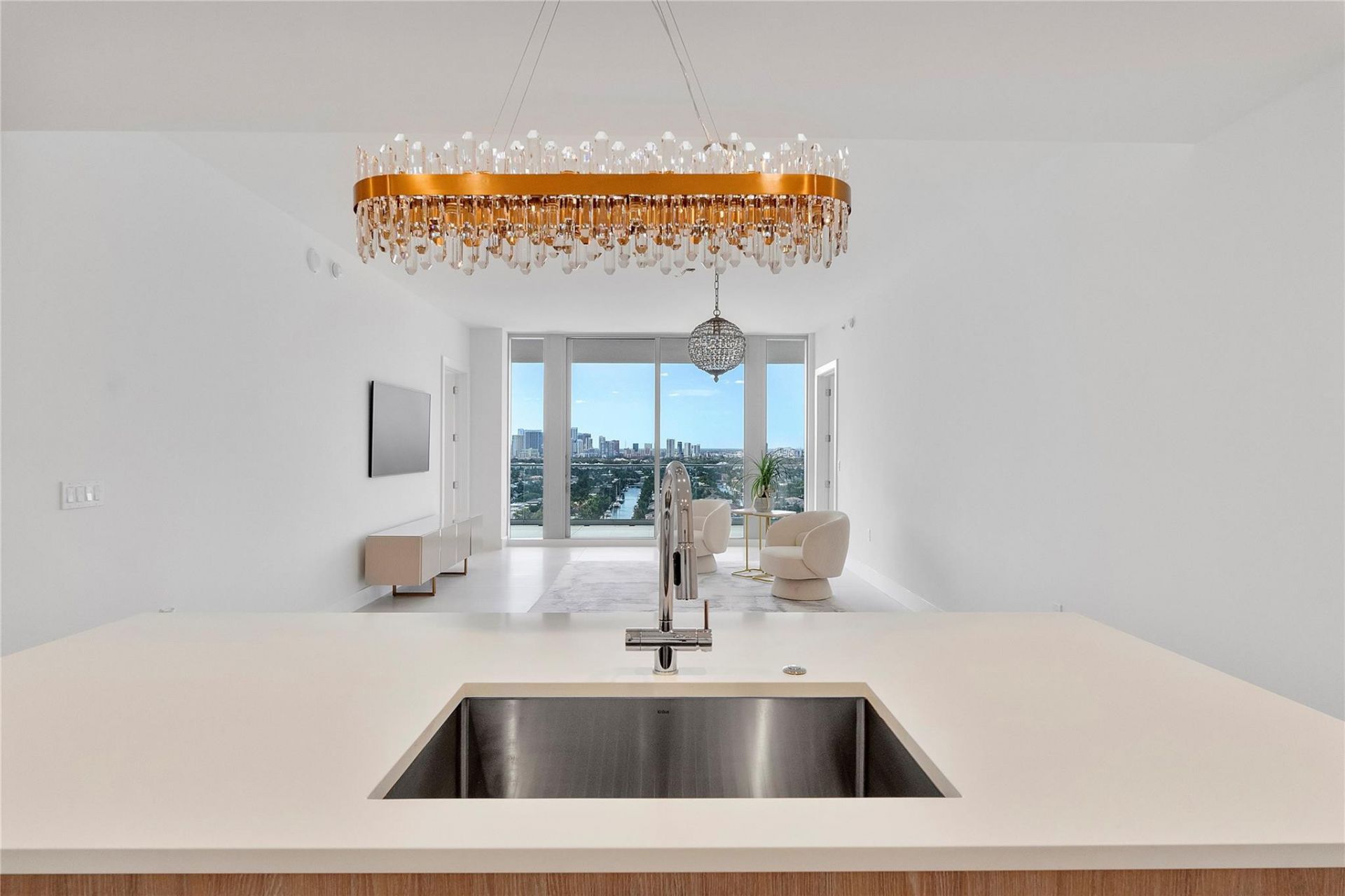 153 N Seabreeze, Unit 1803-S, Fort Lauderdale, FL 33304 Photo