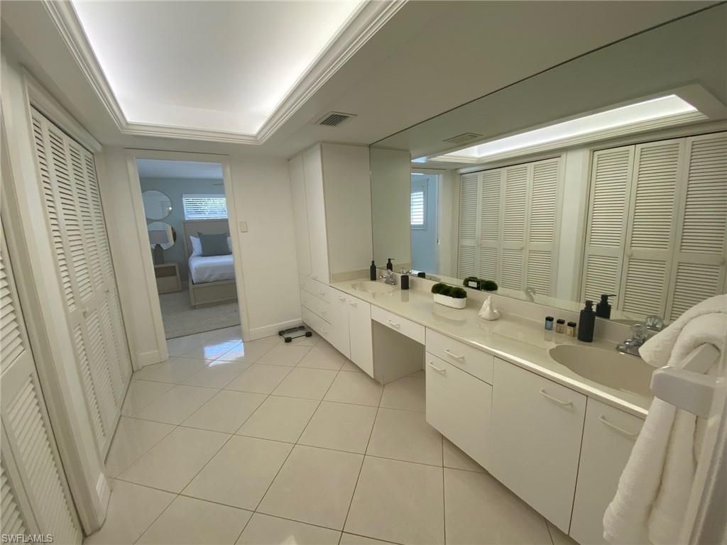 660 Regatta Rd, Naples, FL 34102 Photo