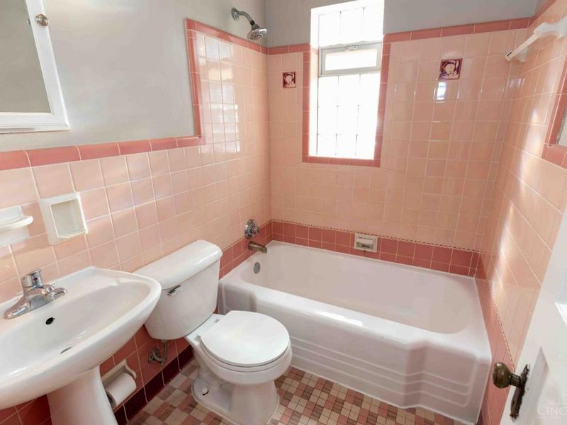 7212 Osceola Drive, Madeira, OH 45243 Photo 10