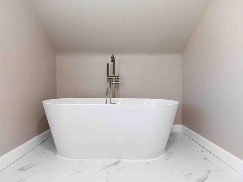 7212 Osceola Drive, Madeira, OH 45243 Photo 15