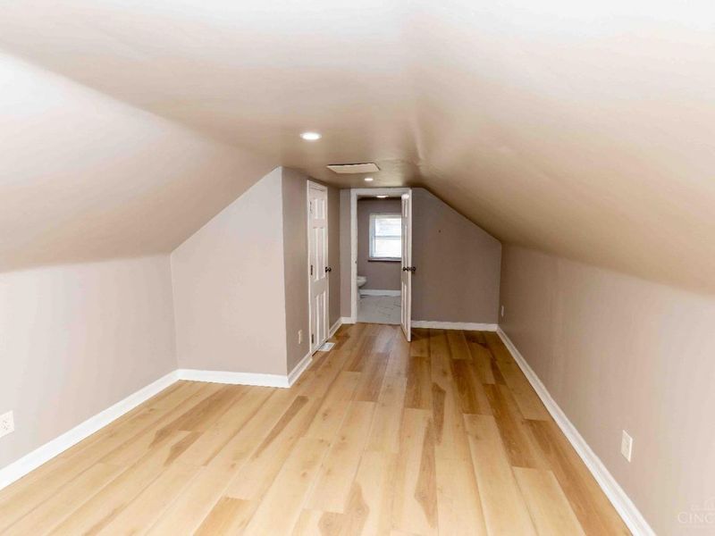 7212 Osceola Drive, Madeira, OH 45243 Photo 17