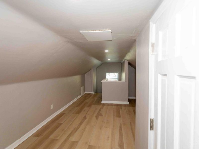 7212 Osceola Drive, Madeira, OH 45243 Photo 18