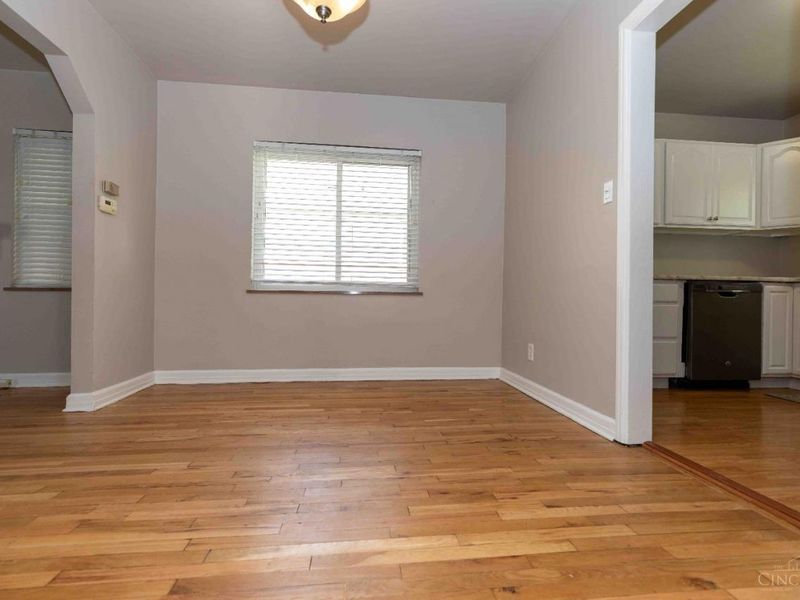 7212 Osceola Drive, Madeira, OH 45243 Photo 6