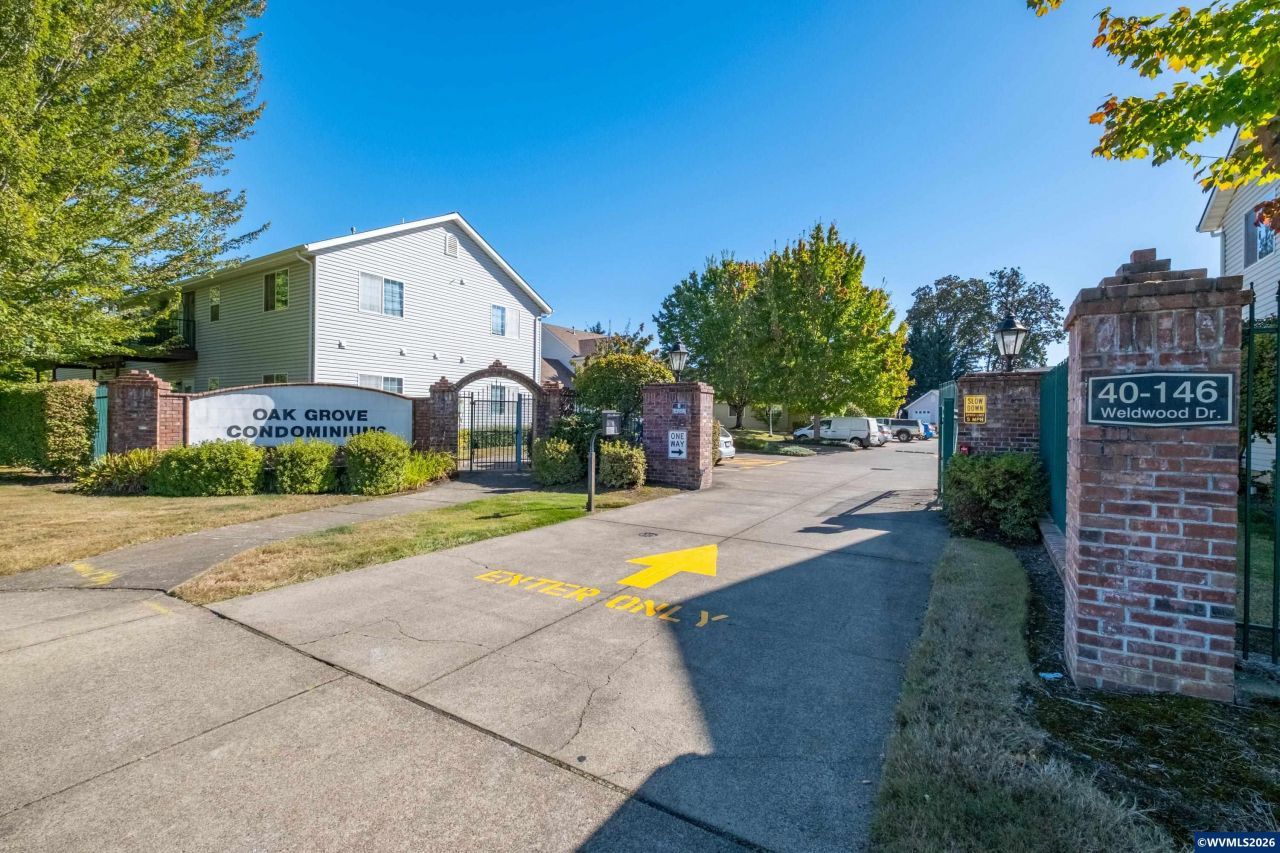 80 Weldwood Dr, Lebanon, OR 97355 Main Photo