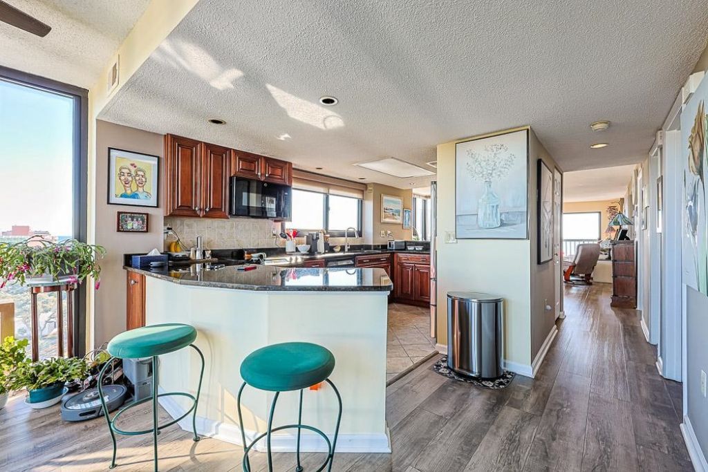 311 69th Ave. N Photo 14