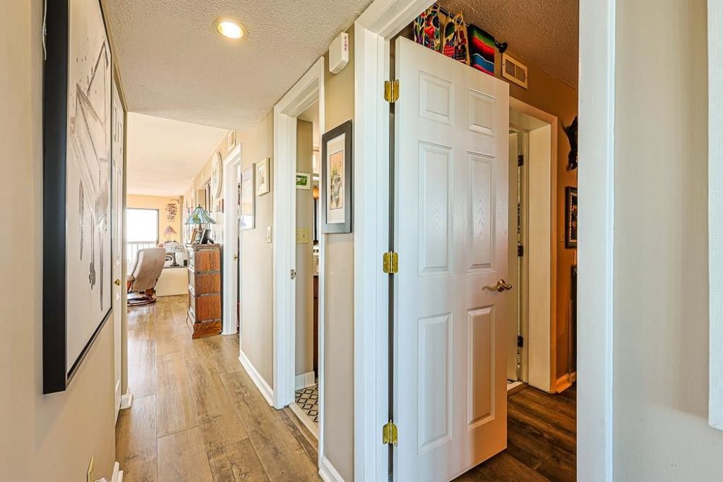 311 69th Ave. N Photo 28