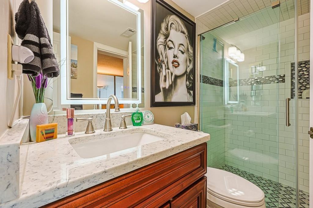 311 69th Ave. N Photo 29