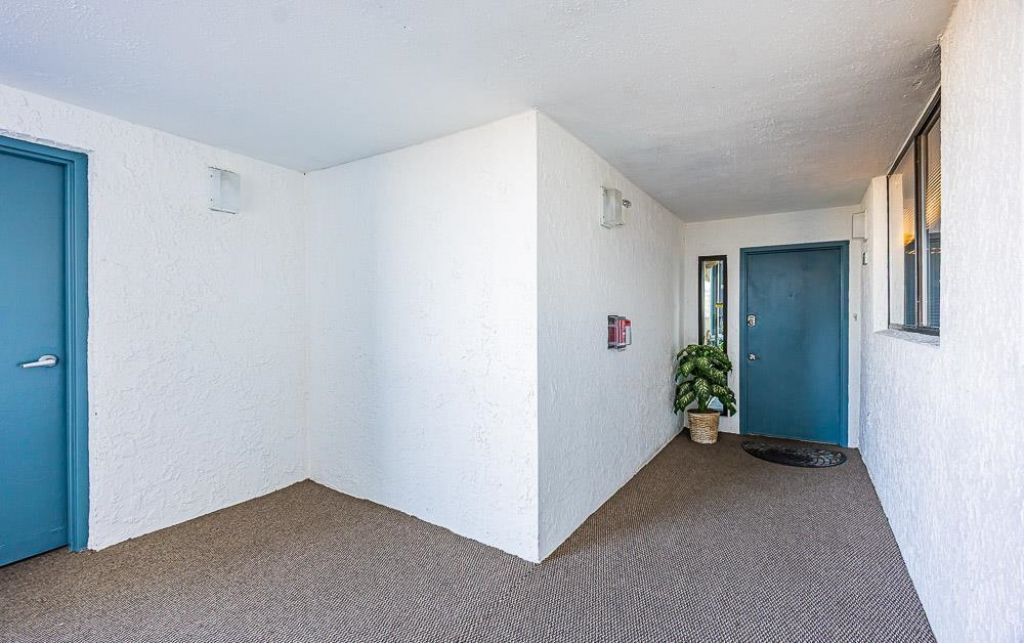 311 69th Ave. N Photo 37