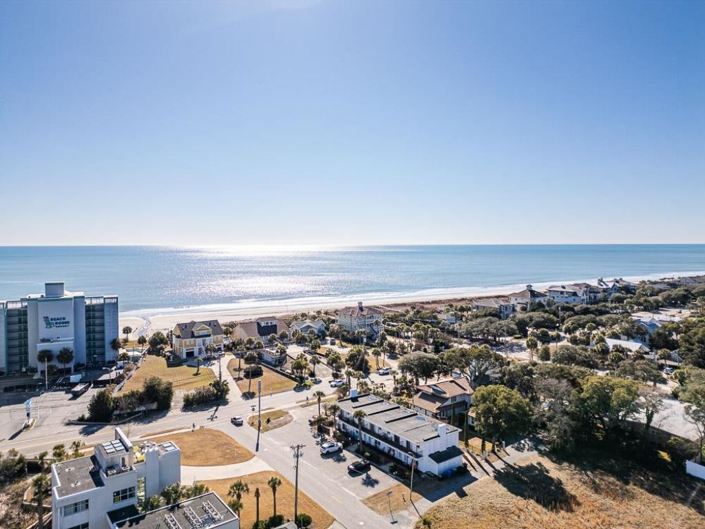 311 69th Ave. N Photo 8