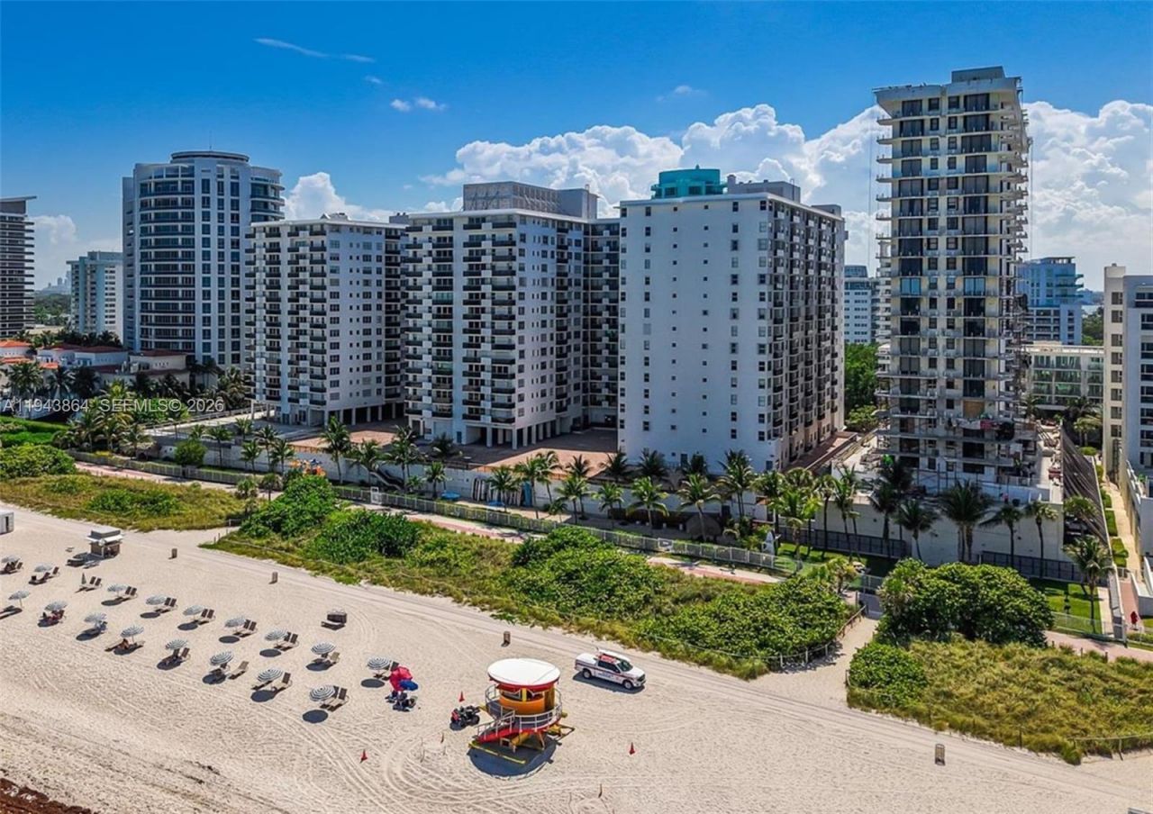 6039 Collins Ave, Unit 1232, Miami Beach, FL 33140 Photo