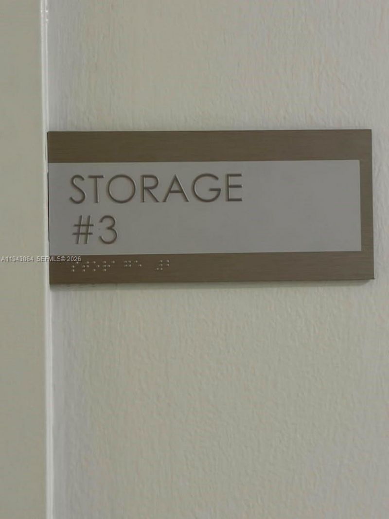 6039 Collins Ave, Unit 1232, Miami Beach, FL 33140 Photo