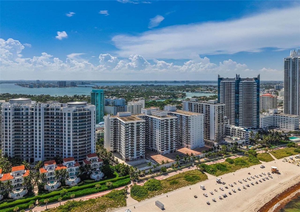 6039 Collins Ave, Unit 1232, Miami Beach, FL 33140 Photo