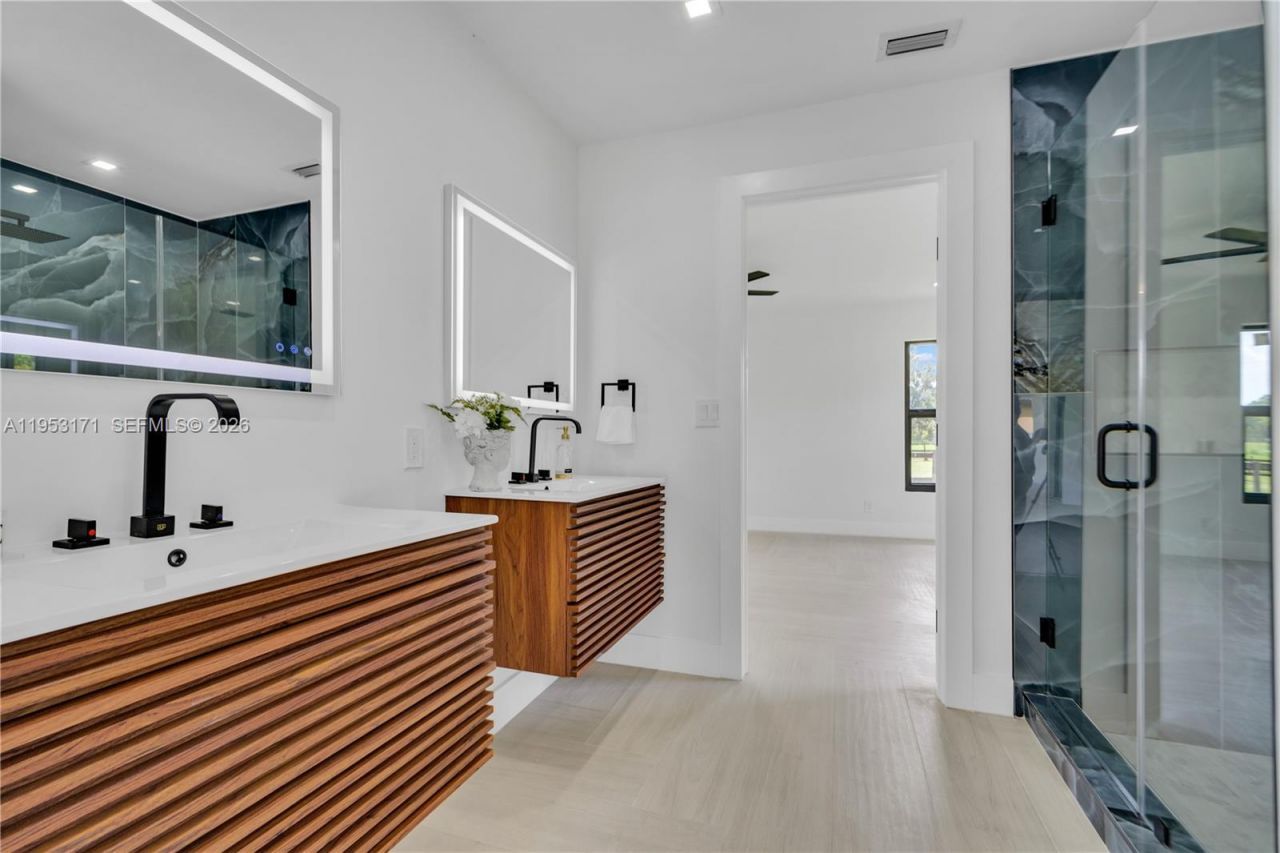 17680 SW 54th St, Southwest Ranches, FL 33331 Photo