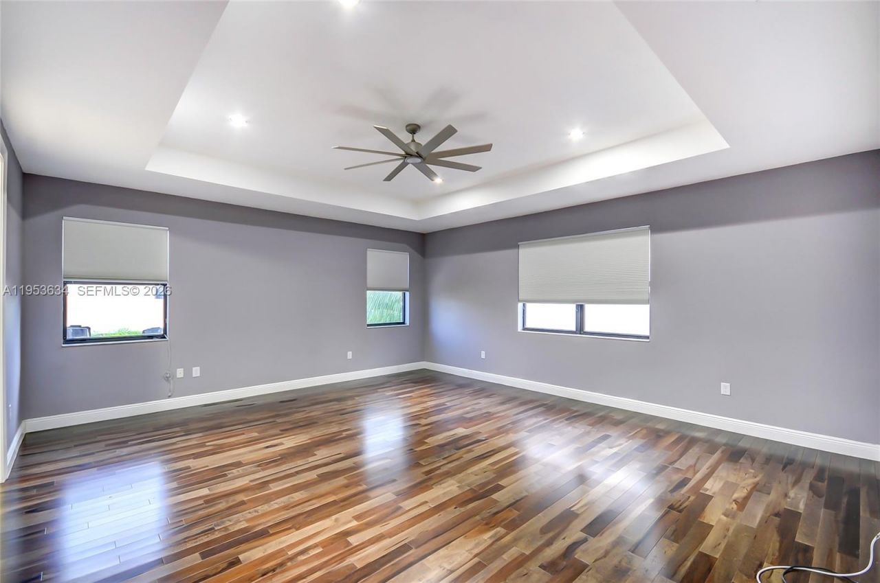 9815 NW 86th Ter, Doral, FL 33178 Photo