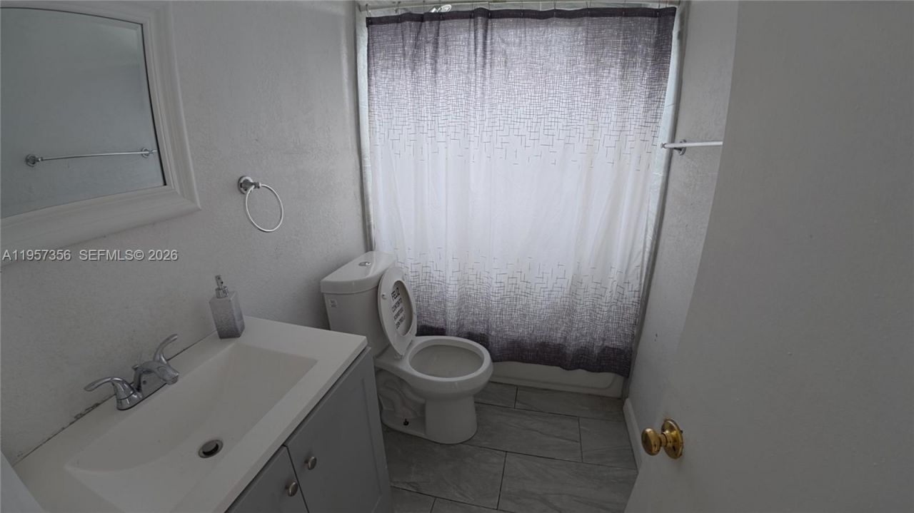 14931 NE 7th Ct , Unit 14931, Miami, FL 33161 Photo