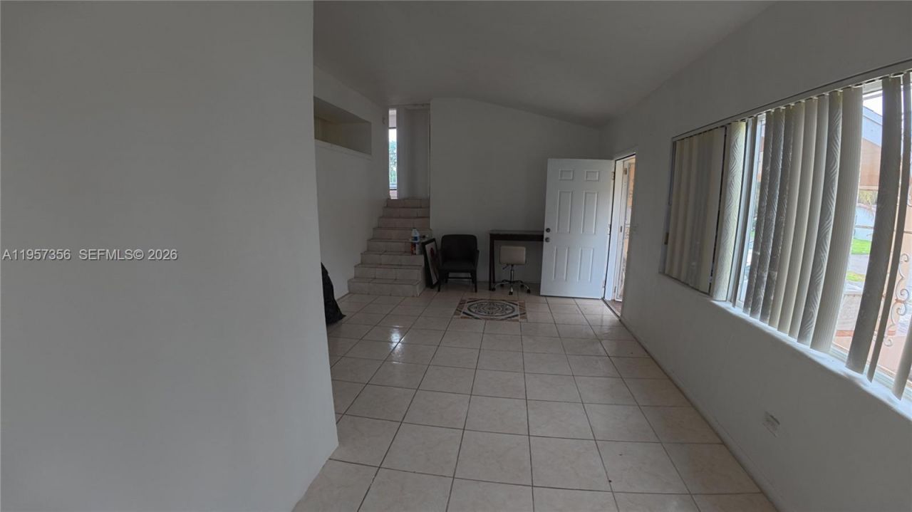 14931 NE 7th Ct , Unit 14931, Miami, FL 33161 Photo