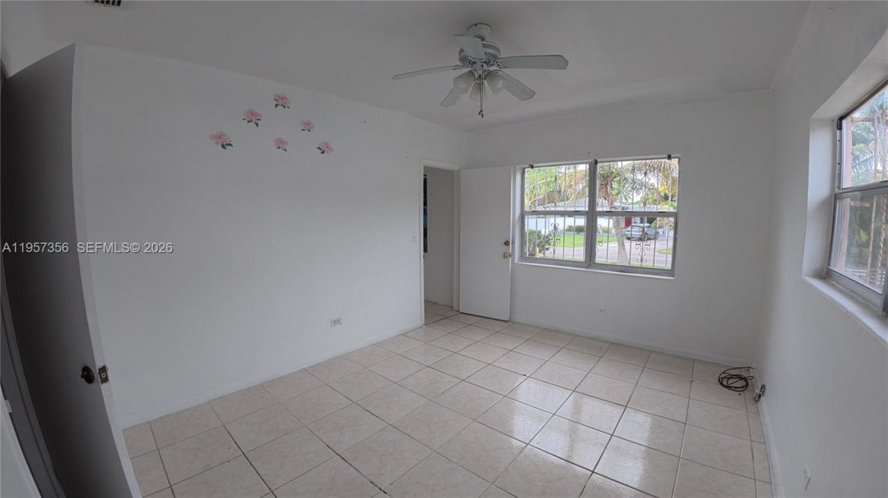 14931 NE 7th Ct , Unit 14931, Miami, FL 33161 Photo