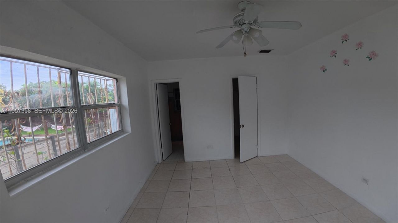 14931 NE 7th Ct , Unit 14931, Miami, FL 33161 Photo