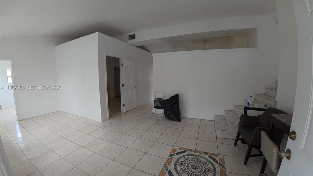 14931 NE 7th Ct , Unit 14931, Miami, FL 33161 Photo