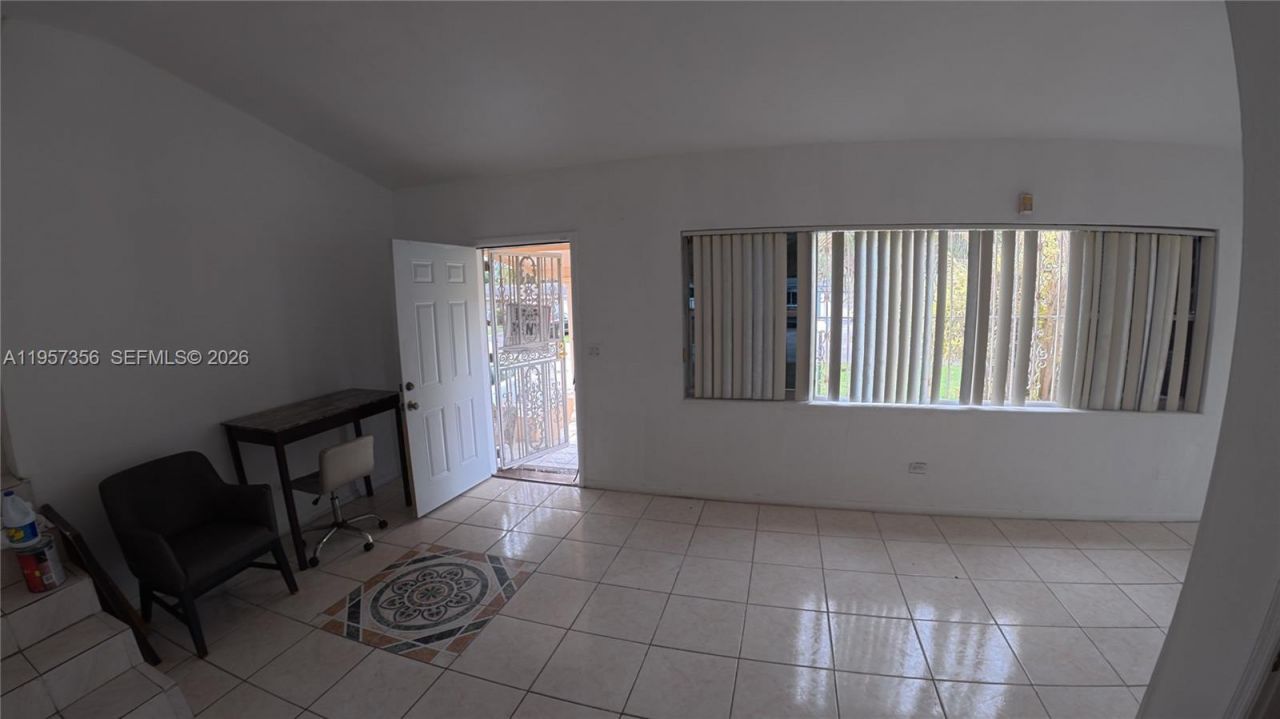 14931 NE 7th Ct , Unit 14931, Miami, FL 33161 Photo