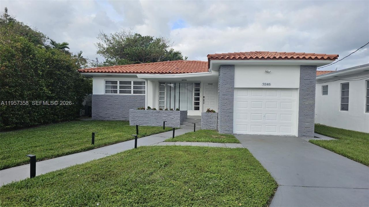 9348/9356 Byron Ave , Surfside, FL 33154 Photo