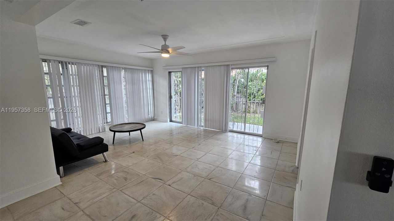 9348/9356 Byron Ave , Surfside, FL 33154 Photo