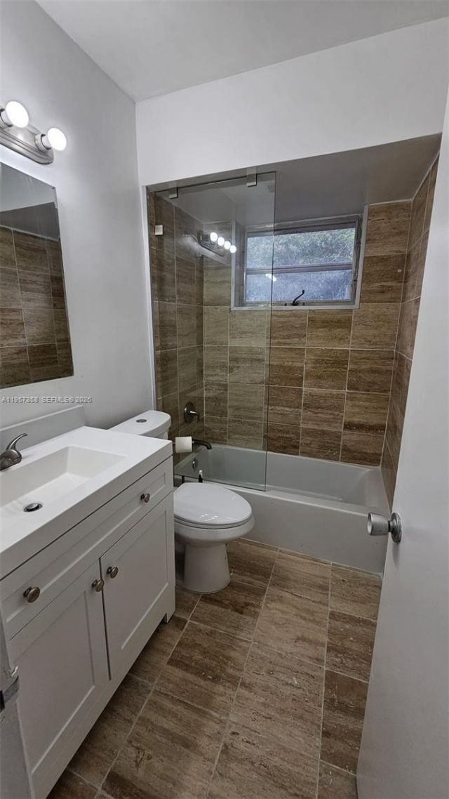 9348/9356 Byron Ave , Surfside, FL 33154 Photo