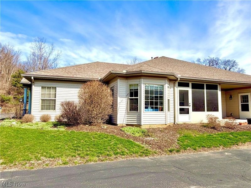 3095 Whitewood Street NW, North Canton, OH 44720 Photo 4