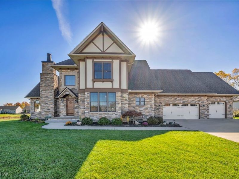 808 Buckingham Drive, Lagrange, OH 44050 Photo 7