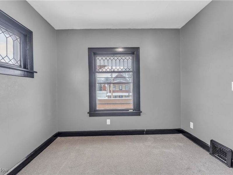 11909 Parkhill Avenue, Cleveland, OH 44120 Photo 25