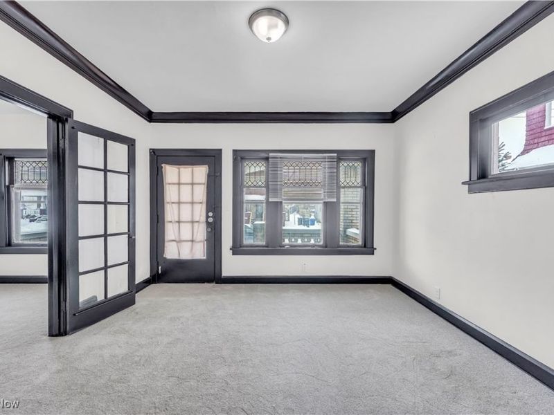 11909 Parkhill Avenue, Cleveland, OH 44120 Photo 4