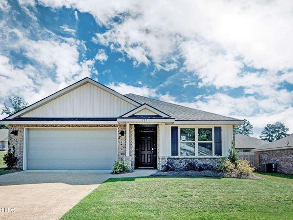 217 Raulston Drive, Byram, MS 39272