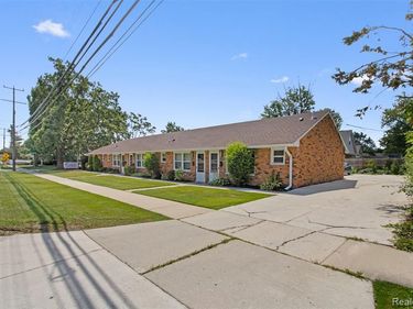 2129 Normandy Road, Royal Oak, MI 48073