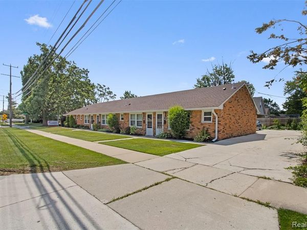 2129 Normandy Road, Royal Oak, MI 48073