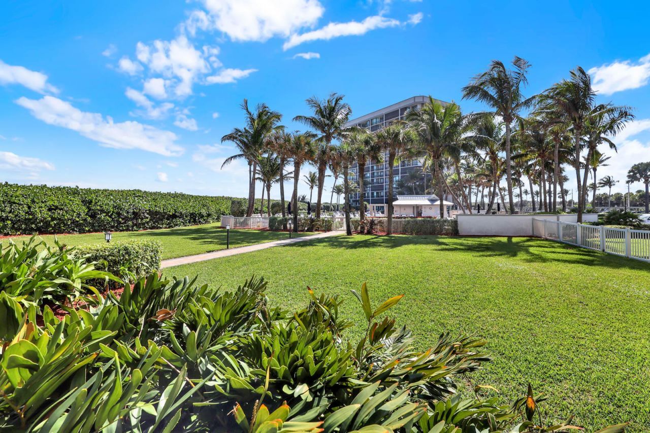 8800 S Ocean Drive, Unit 109, Jensen Beach, FL 34957 Photo