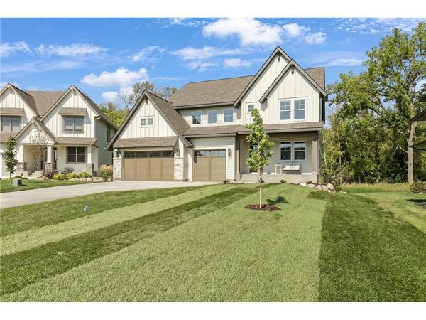 11729 Azure Circle, Inver Grove Heights, MN 55077