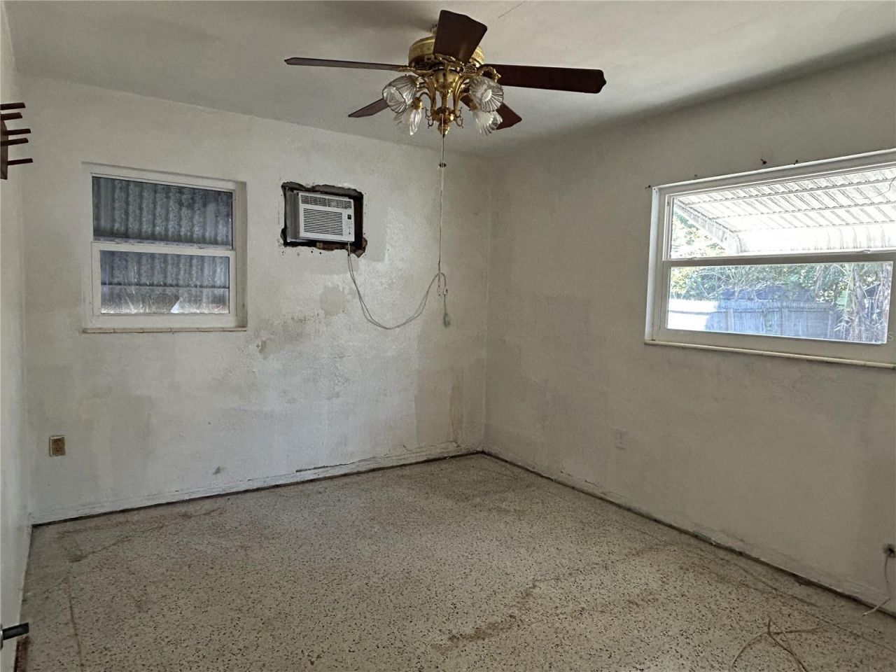 6116 52nd Avenue N, Kenneth City, FL 33709 Photo