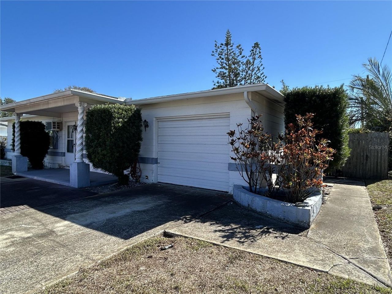 6116 52nd Avenue N, Kenneth City, FL 33709 Photo