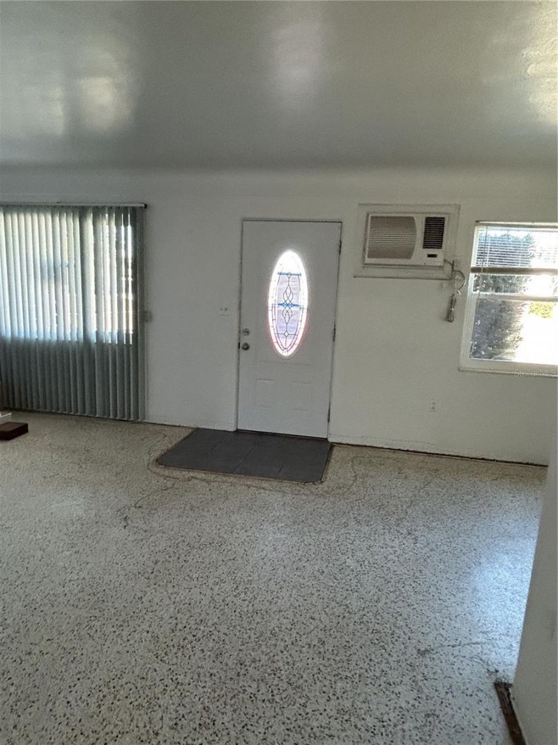 6116 52nd Avenue N, Kenneth City, FL 33709 Photo