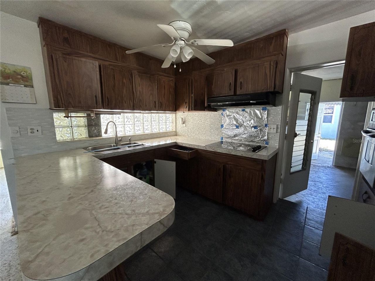 6116 52nd Avenue N, Kenneth City, FL 33709 Photo