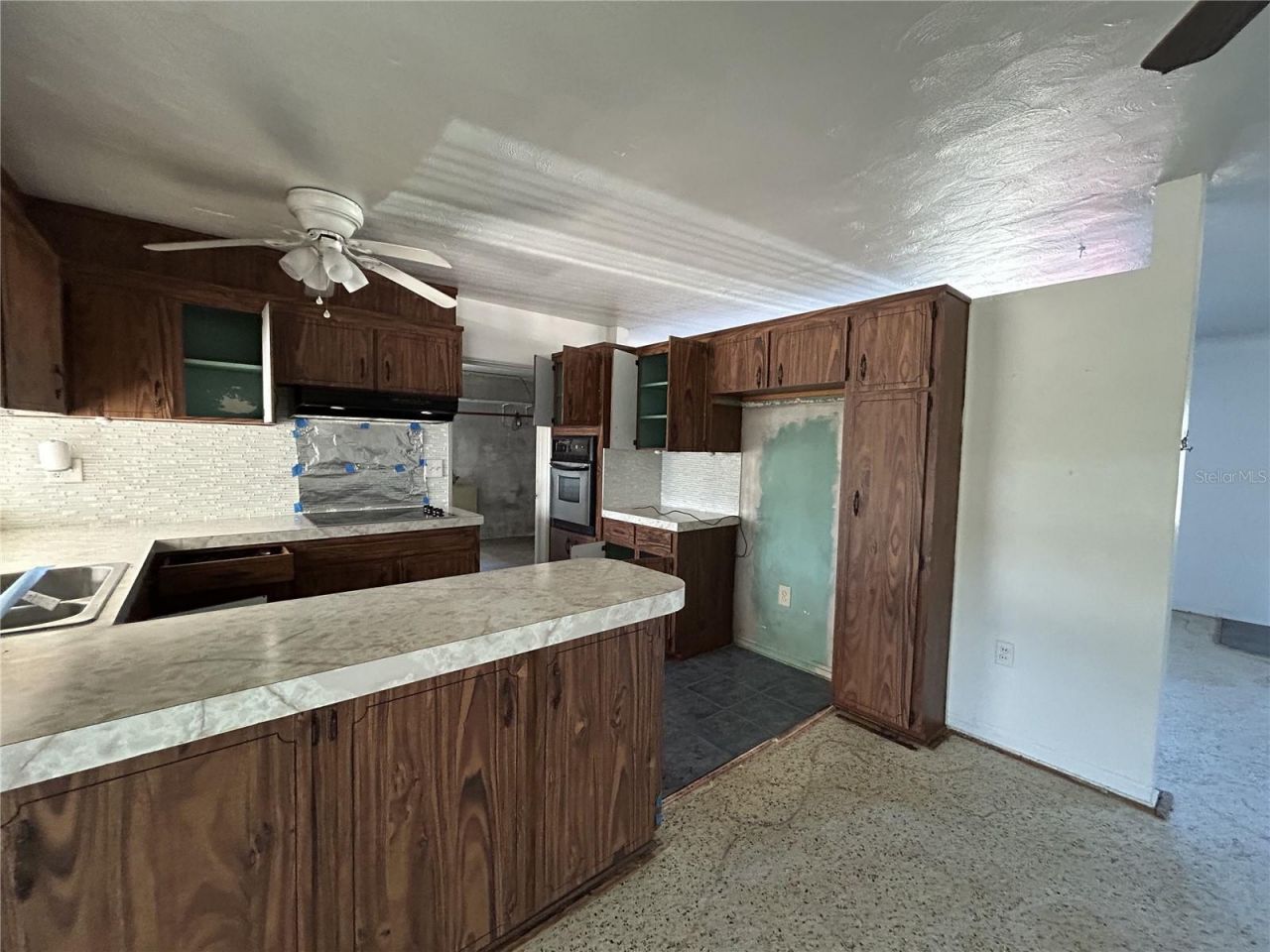 6116 52nd Avenue N, Kenneth City, FL 33709 Photo