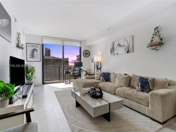 55 SW 9th St , Unit 3005, Miami, FL 33130