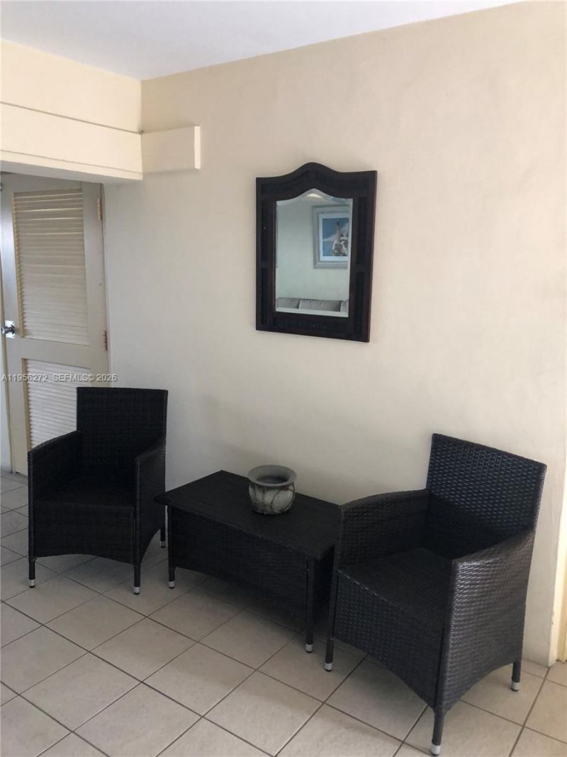 255 Sunrise Dr, Unit 305, Key Biscayne, FL 33149 Photo