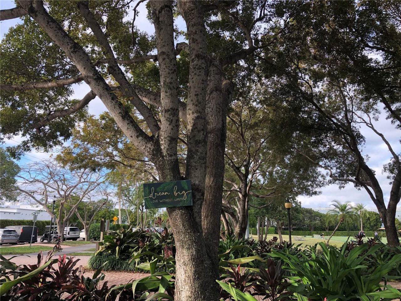 255 Sunrise Dr, Unit 305, Key Biscayne, FL 33149 Photo